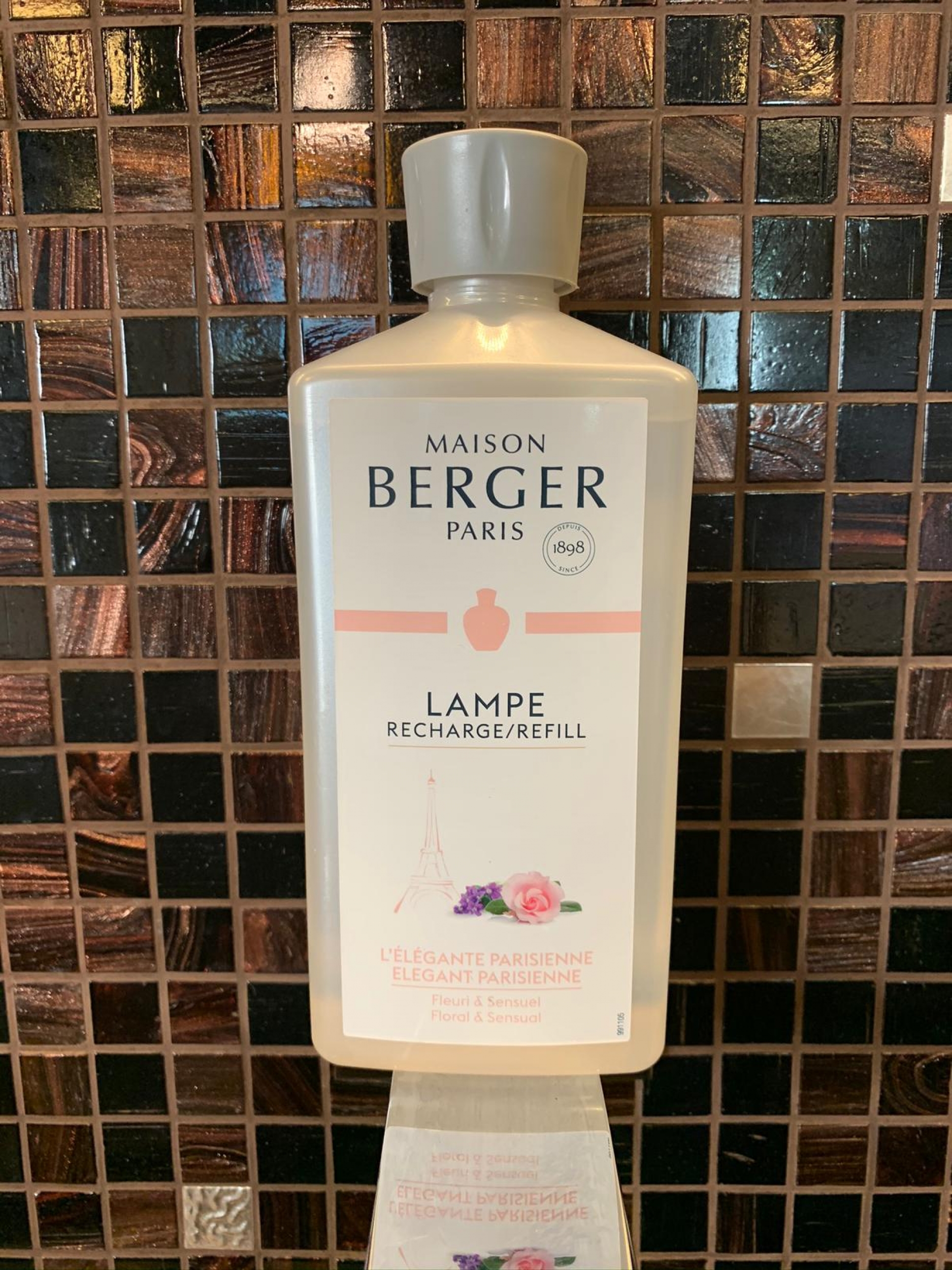 L'élégante Parisienne - 